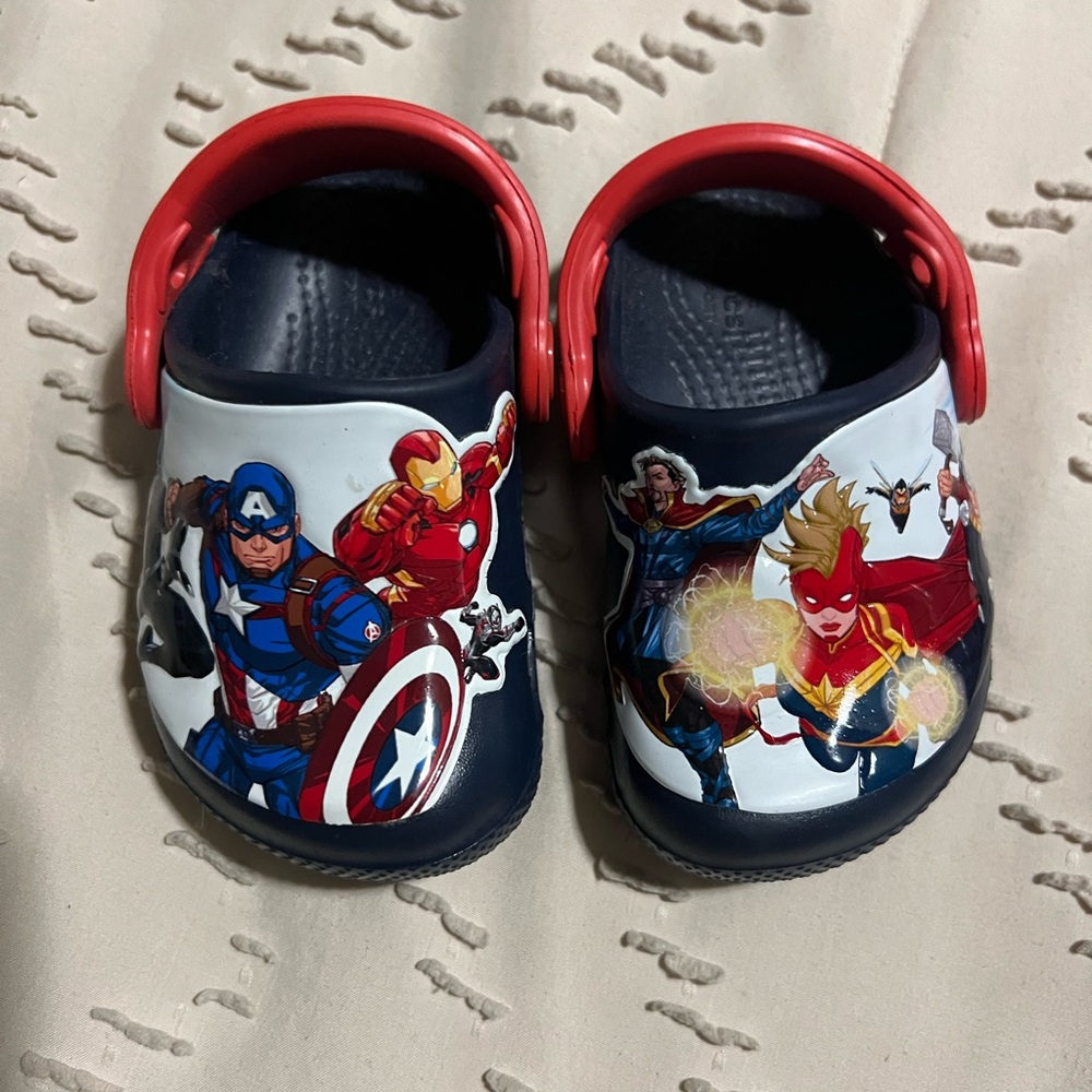 Marvel Kids' Superhero Crocs